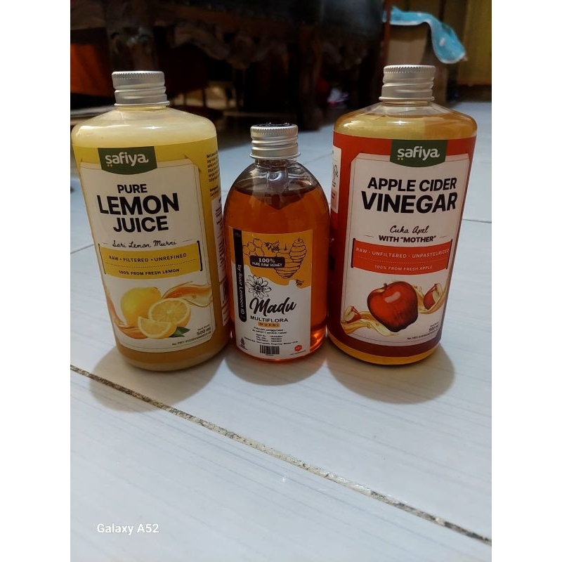 

PAKET KOMPLIT CUKA APEL 500 ML || LEMON JUICE 500 ML BY SAFIYA || PLUS MADU MURNI MULTIFLORA 350 ML