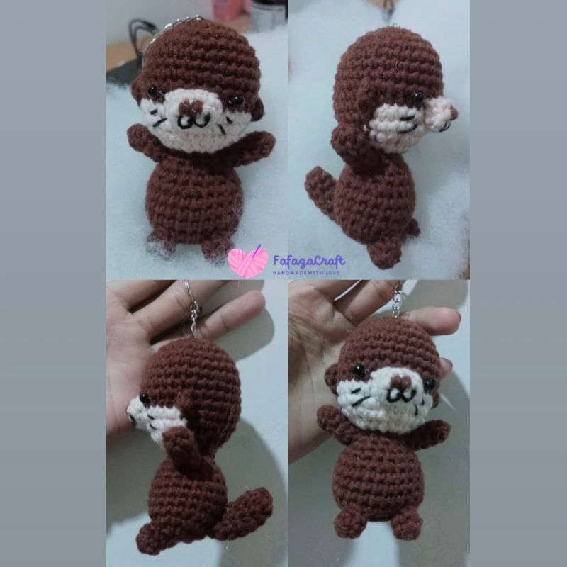 Amigurumi Otter/ Gantungan kunci Otter/KEYCHAIN