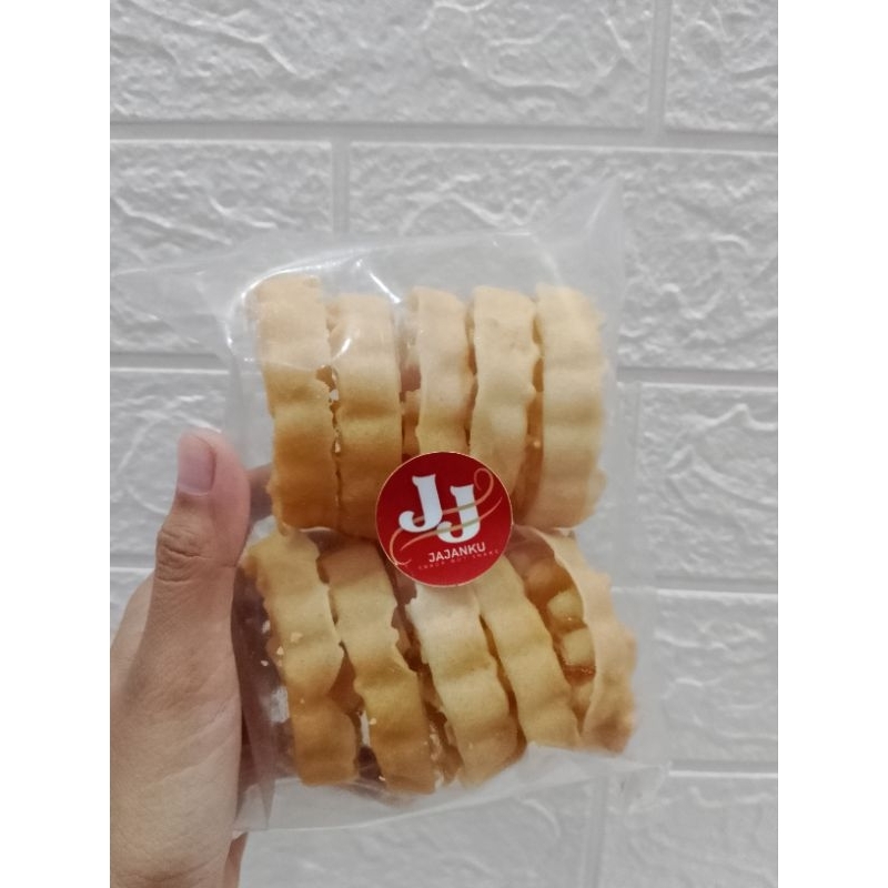 

Kembang goyang (isi 10)