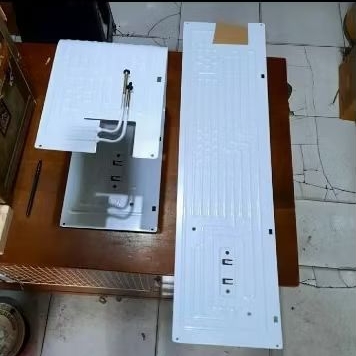 Evaporator Kulkas 1Pintu Merek Aqua 80X22Cm