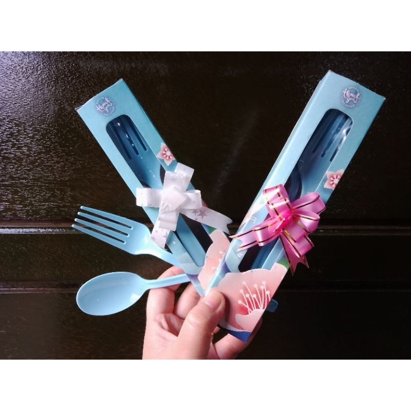 Souvenir pernikahan custom set sendok garpu