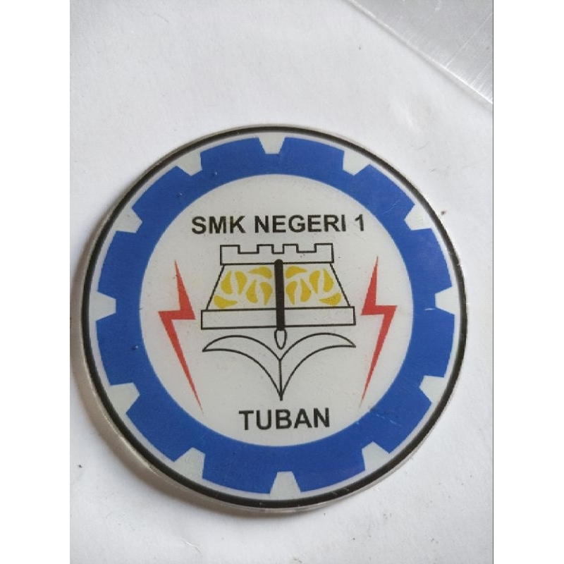 gantungan kalung wisuda bahan akrilik