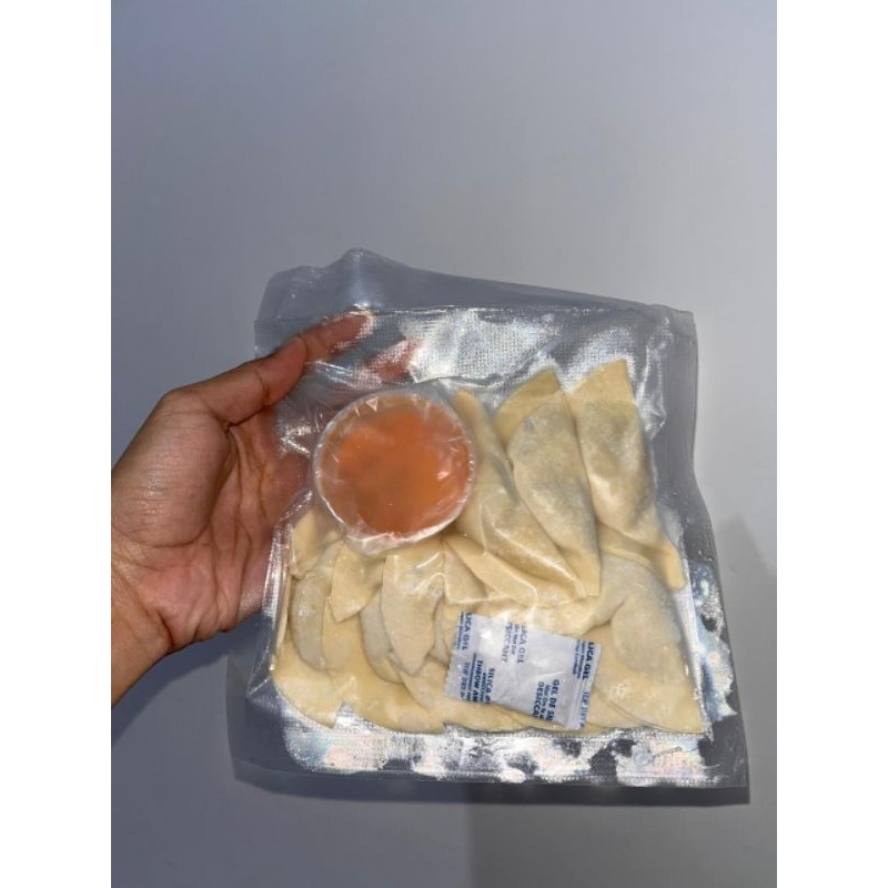 

Wonton/Pangsit chilli oil frozen isi 7