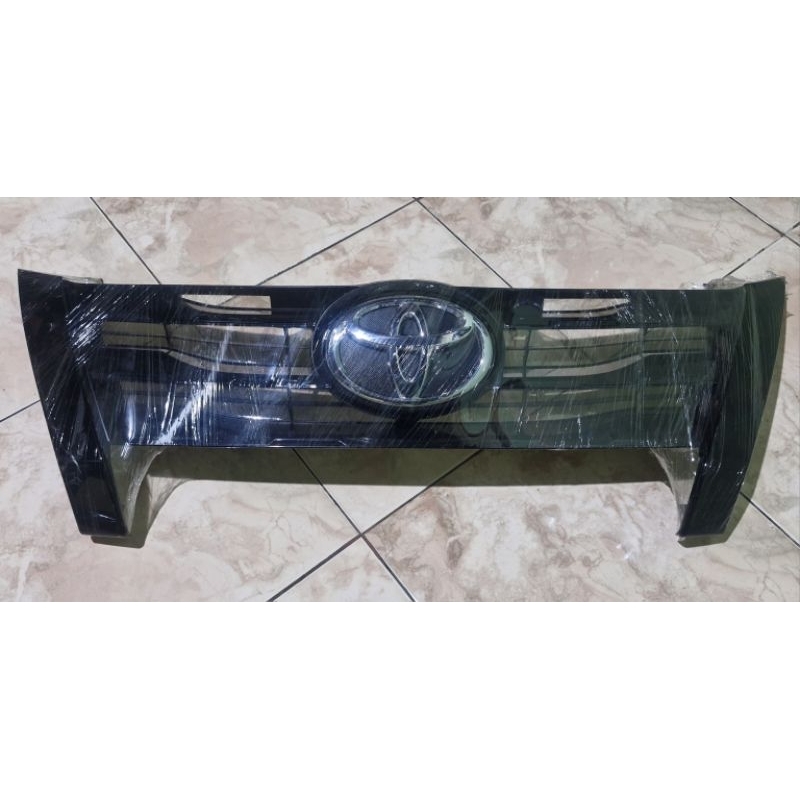 Gril fortuner VRZ  TRD