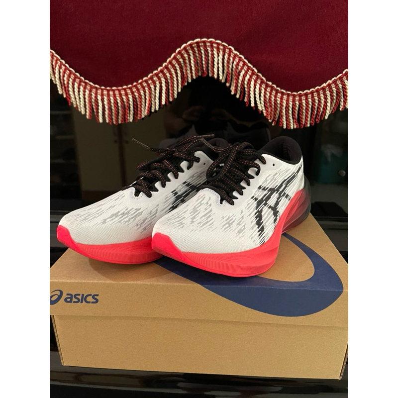 PRELOVED Second Jual Sepatu Olahraga Asics Novablast 3 Women