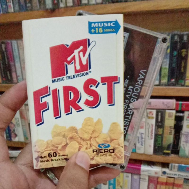 Kaset Pita Mtv First (snoop dogg, the vines, 30 second to mars, dll)
