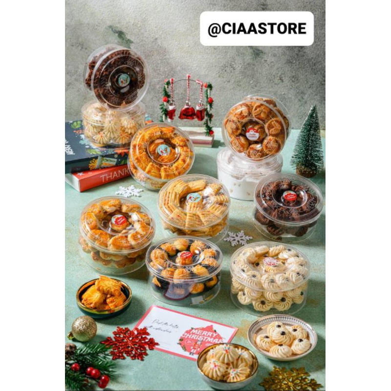 

Hampers Natal / Christmas Hampers Parcel Isi 3 Jar Kue Kering Nastar + Mocca + Salju