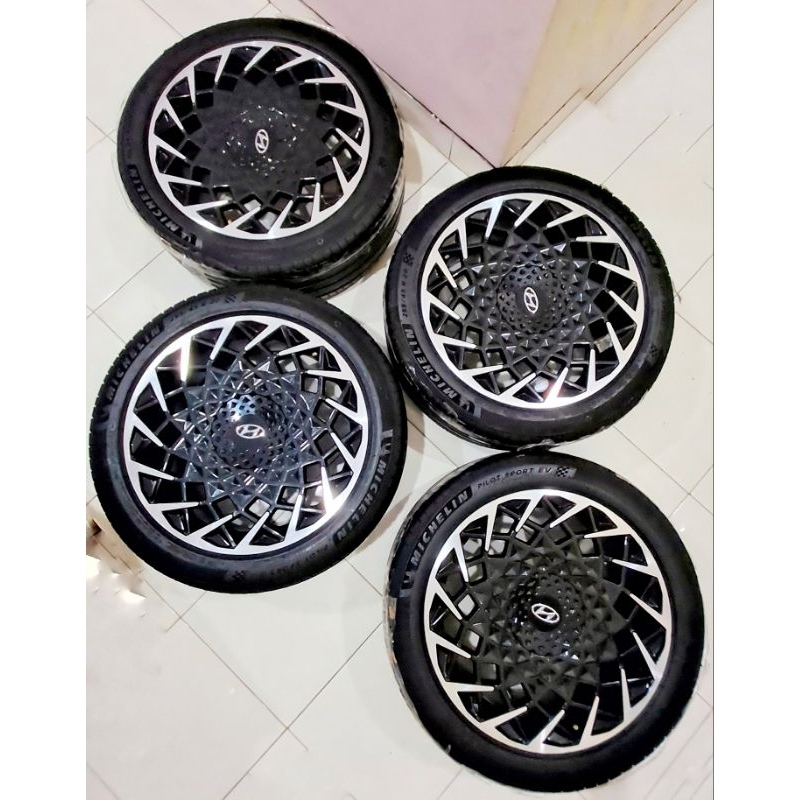 Velg Hyundai IONIQ 5 dan Ban Michelin R20 Original