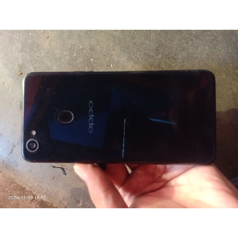 minusan oppo f7 ram 4/64 no pola fisik seadanya