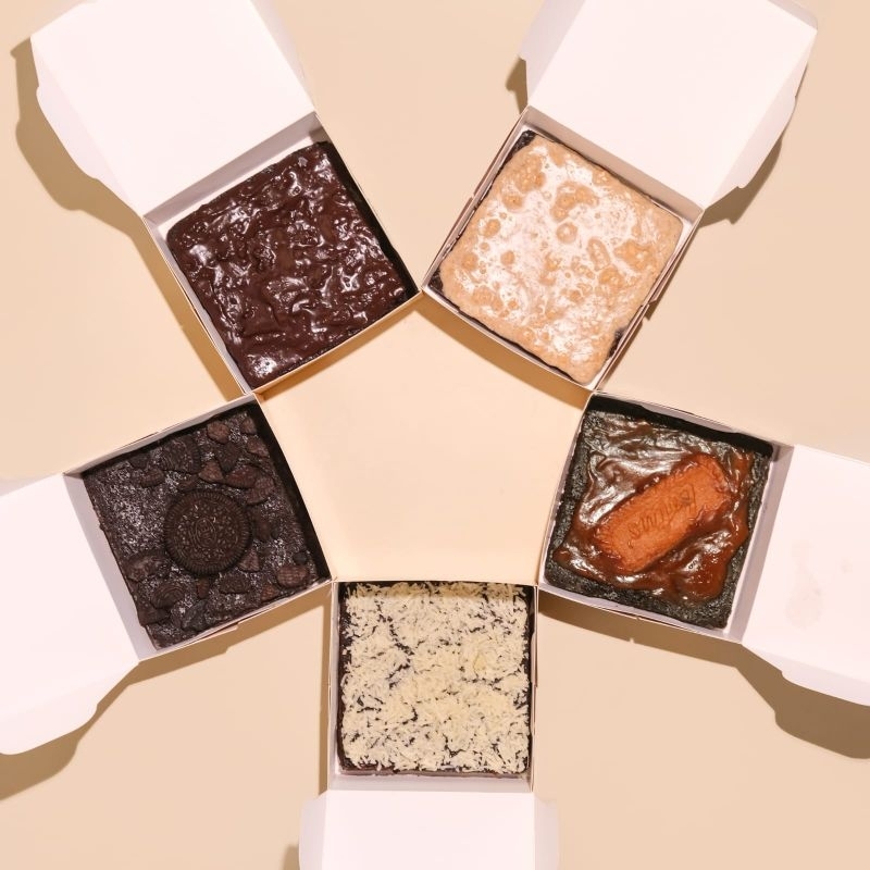 

Mini Brownies Ceri Cakery