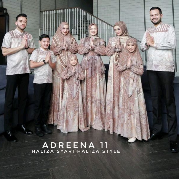 SALE STOKU ‼️Sarimbit Set Family Gamis Haliza Adreena 11 by Haliza Style Haliza Syar'i Gamis lebaran