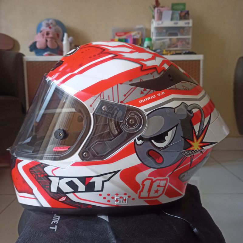 Helm Kyt TT Course Super mario Second
