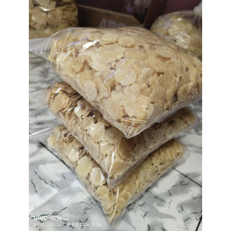 

Emping Melinjo Biji 1 kemasan 1kg