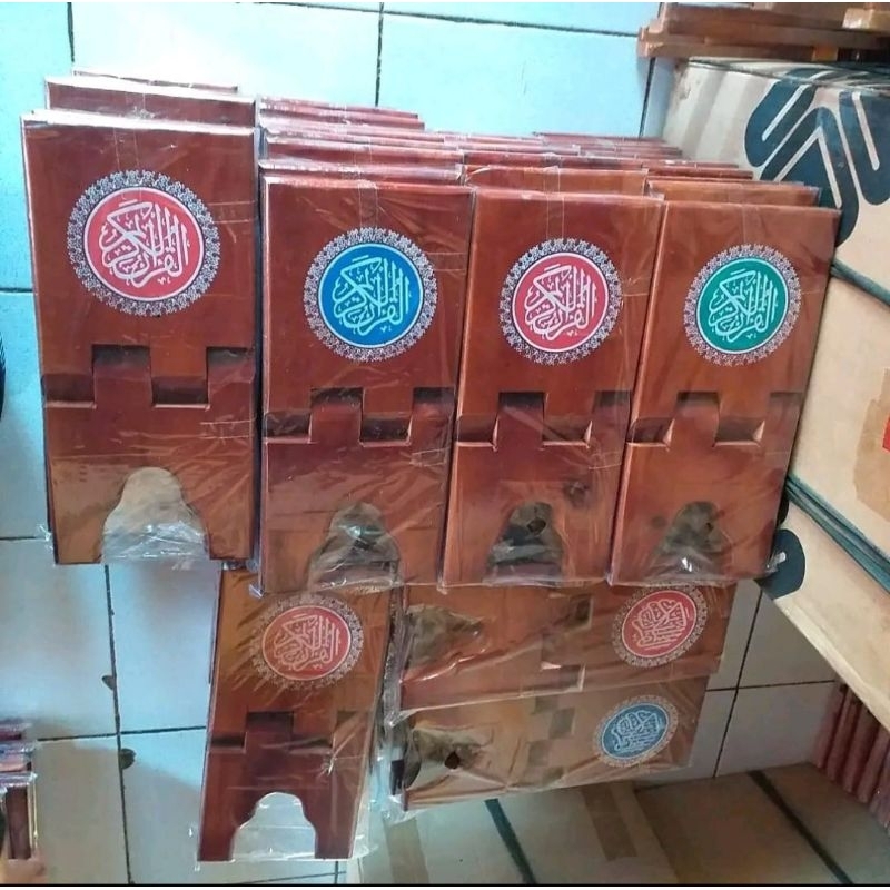 Arwana_Berry Rekal Alqur'An Motif Polos Jumbo 20X43 Kayu Solid