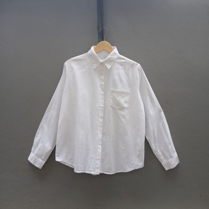 PIGMENT KEMEJA OXFORD PUTIH