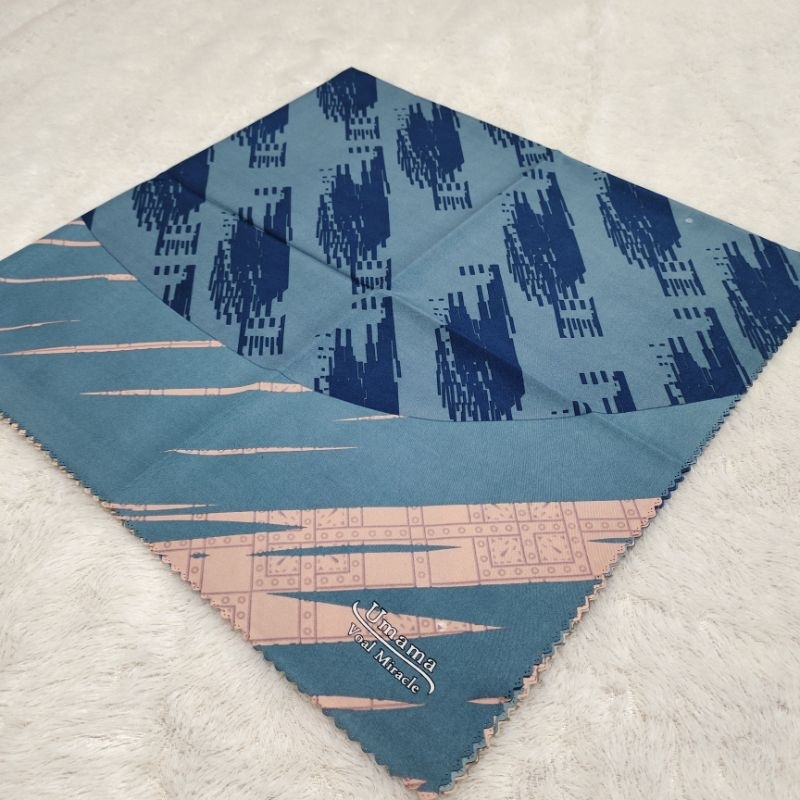 UMAMA scarves / umama / voal umama / umama voal / hijab / kerudung / segi empat / pashmina / syal / 