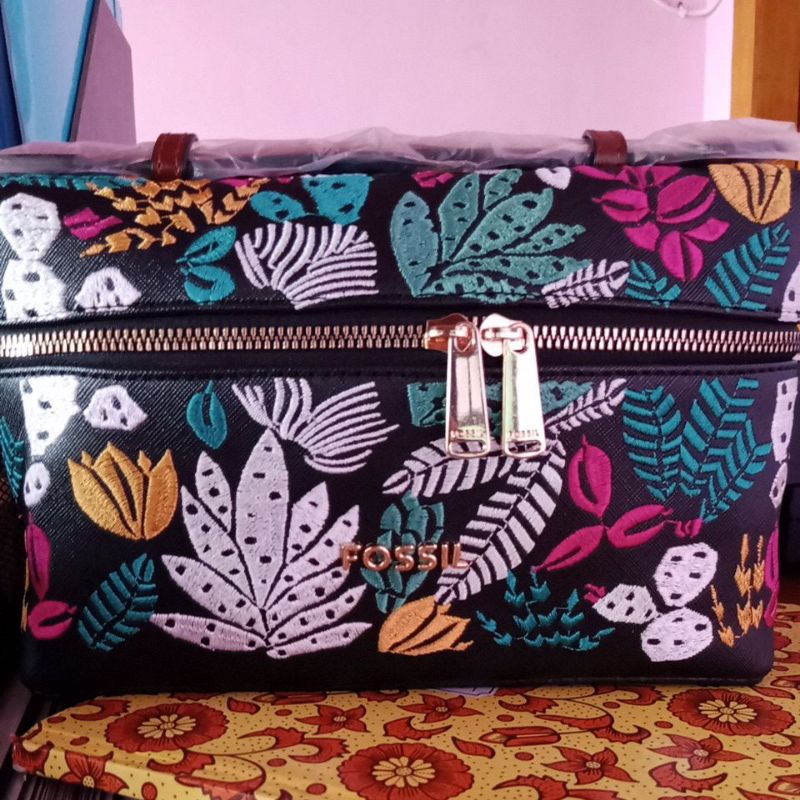 sling bag ocil ala loropiana, ada tali panjang, full bordir, dalem kulit, made in vietnam