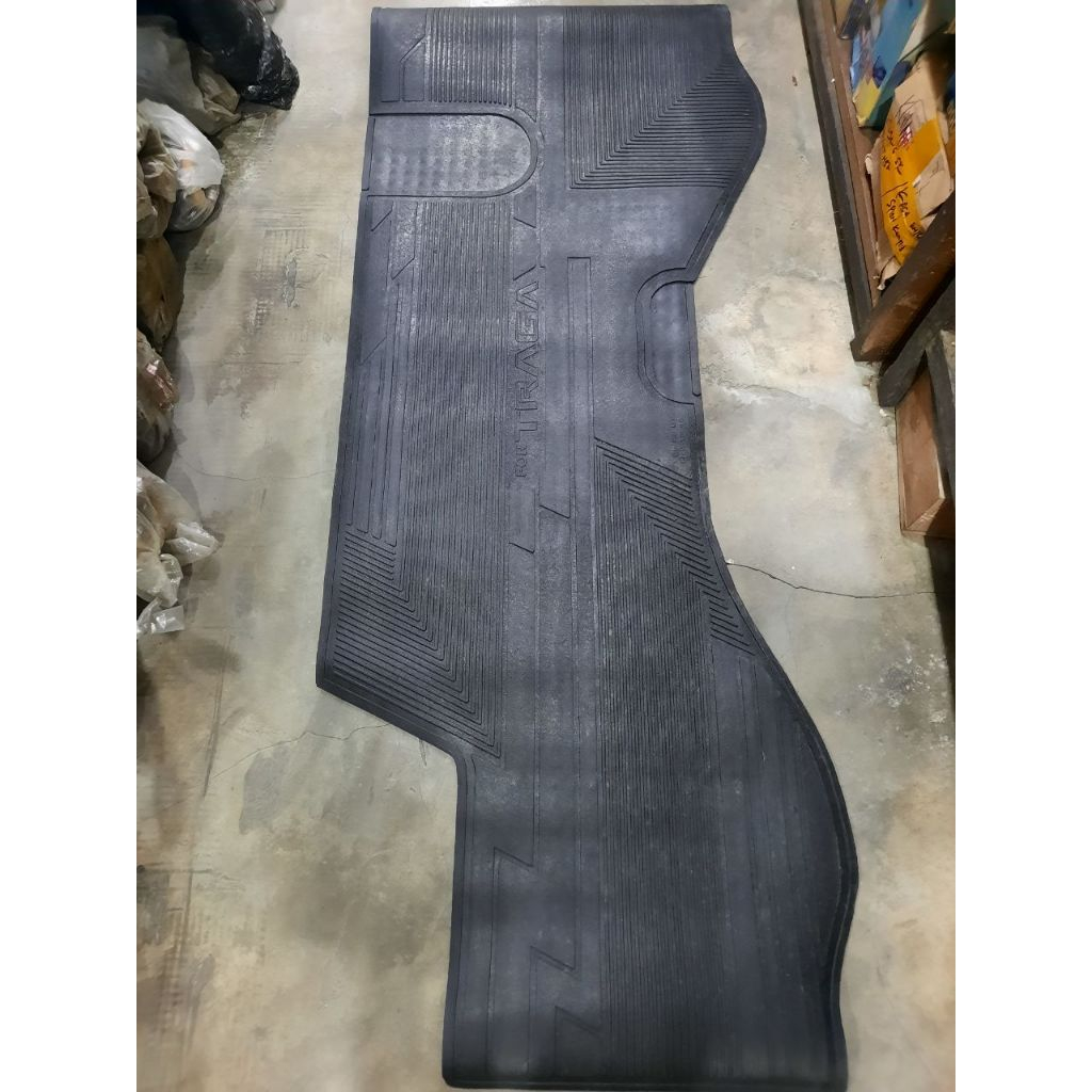 Alas Kaki Karet Mobil TRAGA