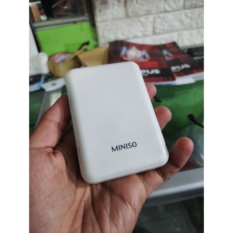 power Bank miniso