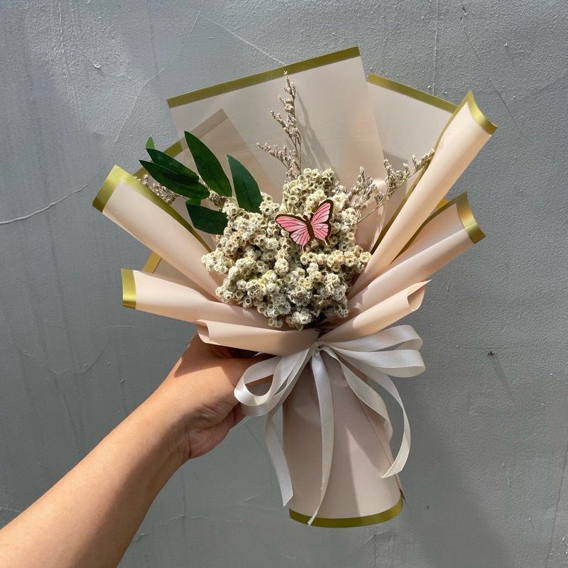 Buket Edelweis | buket bunga kering | buket wisuda | hadiah ulang tahun | buket artificial