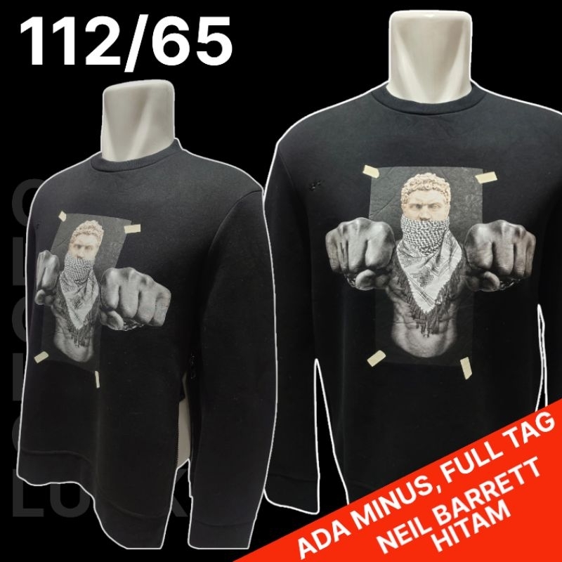 Boxing Brutus, Neil Barrett Original/Crewneck Hitam Neil Barrett Original/CN Hitam Neil Barrett Orig