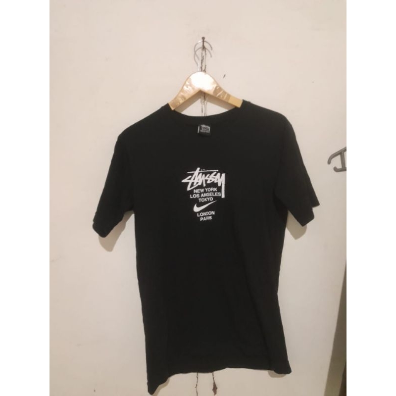 Kaos Stussy ori PL UK. L