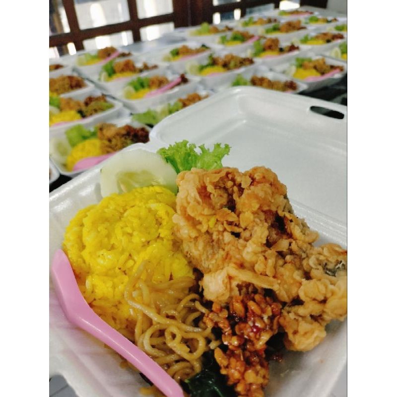 

Nasi Ayam Kentucky Hemat