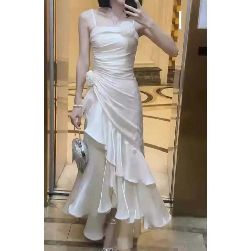 Dress Kasual Wanita Desain Tidak Beraturan Gaun Panjang Tanpa Lengan Import China