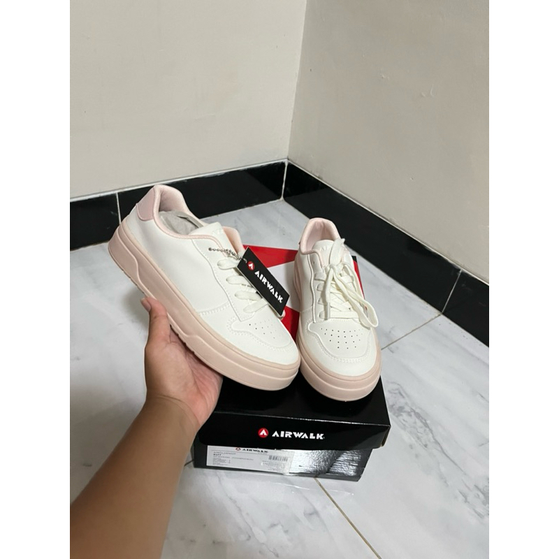 Sepatu Airwalk women putih tulang mix pink kulit sintetis ukuran 37-38 sale 70% (BUFF OFF WHITE-PINK