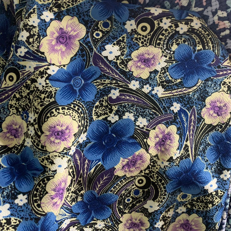 kain prada crepe - kain prada crepe motif - kain crepe silk premium