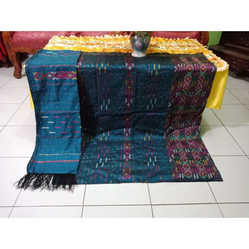Songket Tenun Sadum Sipirok
