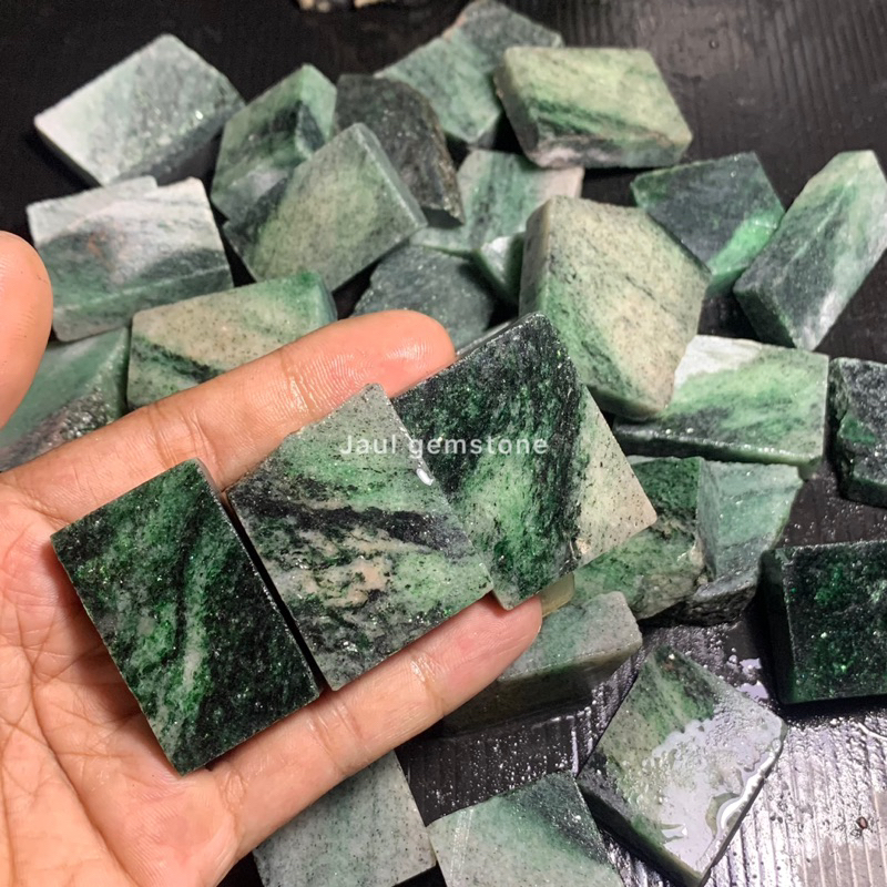 Batu pasir intan hijau/pasir intan hijau/bahanan batu pasir intan