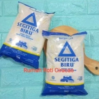 

TEPUNG SEGITIGA BIRU 1KG BOGASARI UNTUK ANEKA MAKANAN KUE