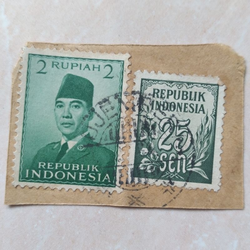 

Perangko Prangko 2 Pcs 1951 Cap Pos Bagus DJEMBER - YN2006