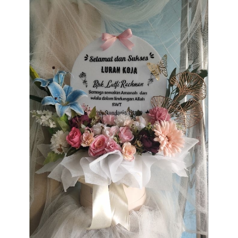 

Bloom box bunga akrilik jumbo/ buket bunga akrilik bisa dikirim hari ini