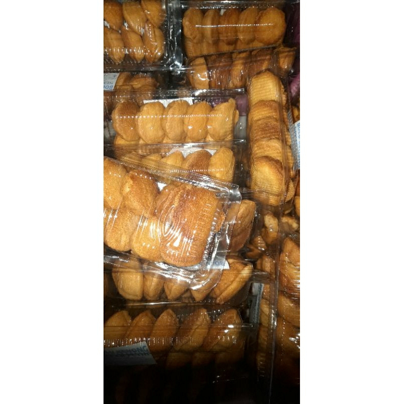 

bolu kijing / bolu keong / bolu kenong / bolu kura-kura / bolu kering