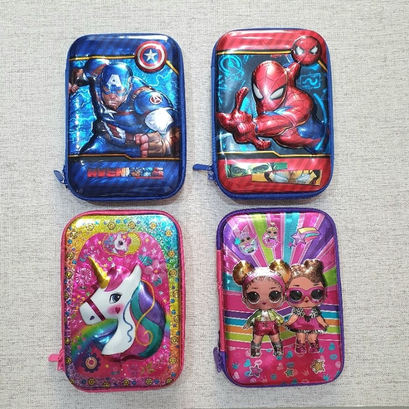 

Tempat Pensil Hardcase Timbul 3 Dimensi Tempat Pensil Karakter Embos 3D Kotak Pensil