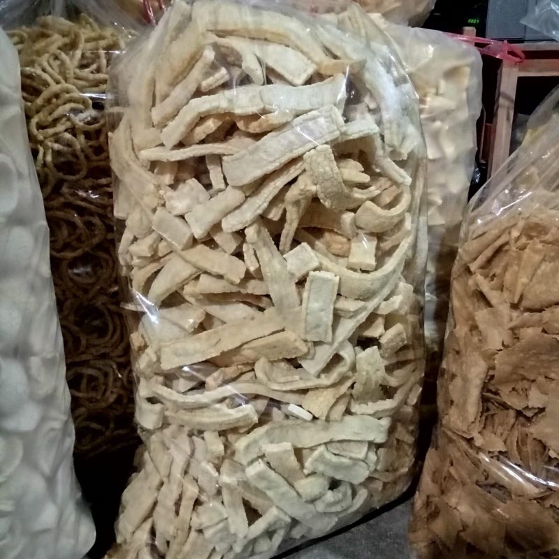 

krupuk rambak panjang/rambak jari 250gram