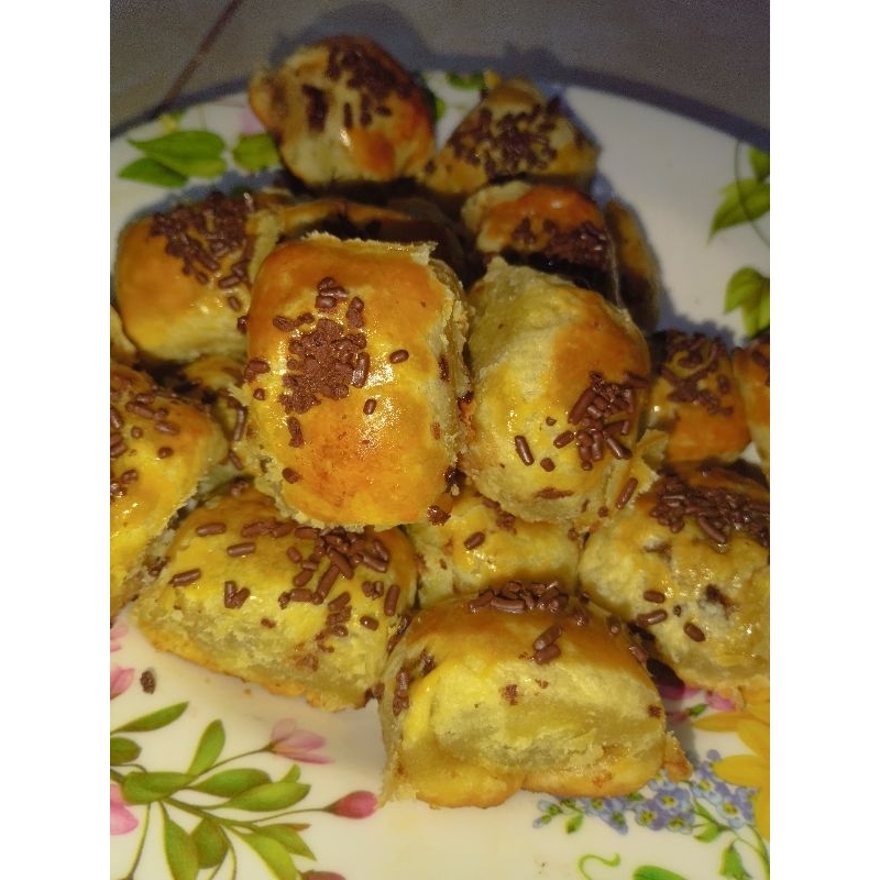 

Bolen Pisang Fresh Pre Order