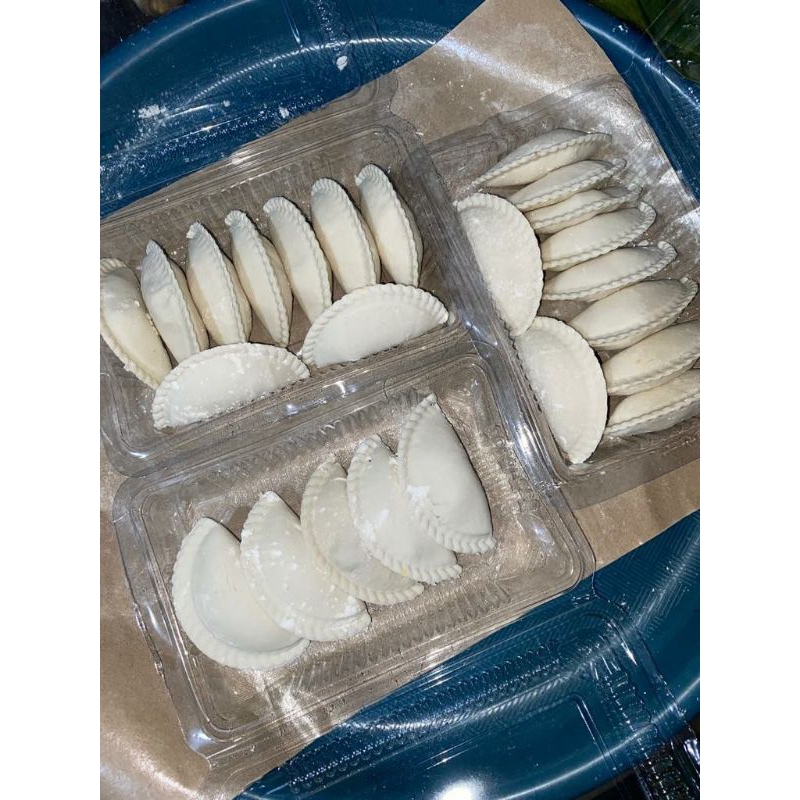 

Cireng isi ayam suwir mercon