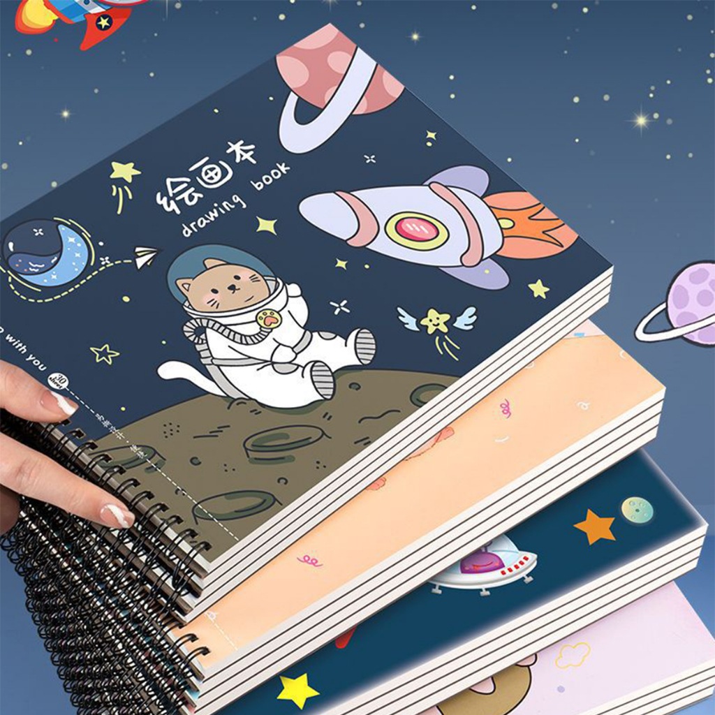 

Drawing Book / Buku Gambar A4 Karakter Anak – Sketchbook Astronot, Jilid Spiral, Kertas Tebal 30 Lembar