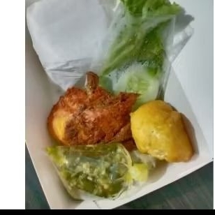 

paket nasi ayam lalapan sambel