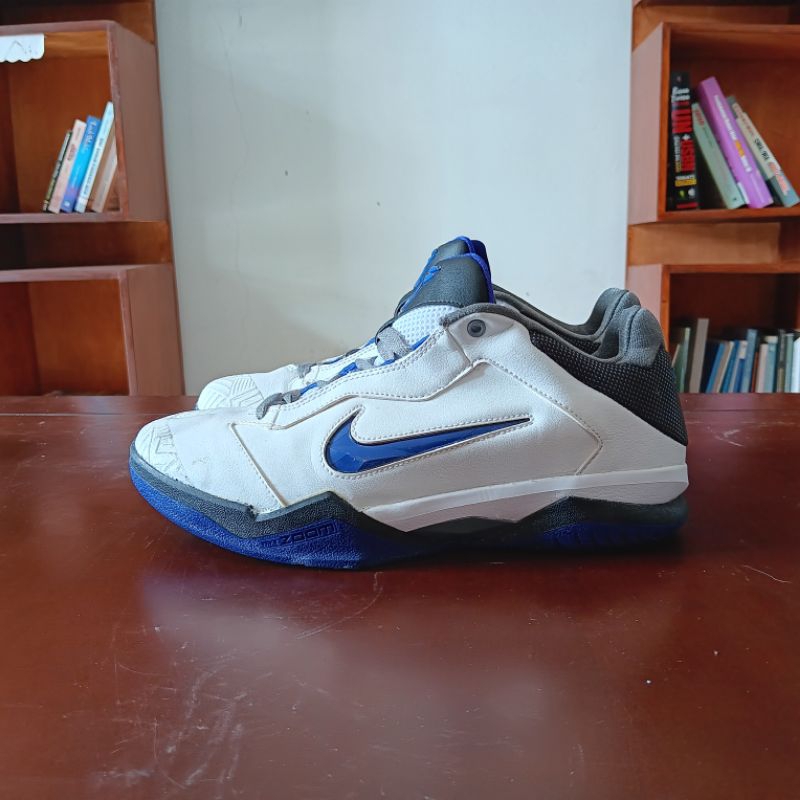 Nike Kobe Venomenon 2 Sepatu Basket Unisex Second Original