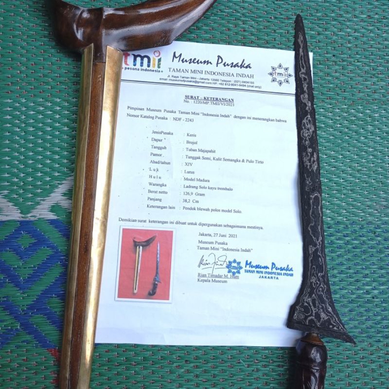 Keris Sepuh Bersertifikat