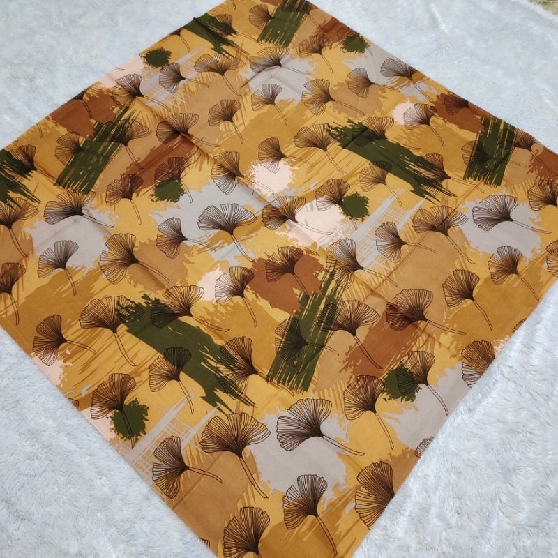 UMAMA scarves clover paint / umama / voal umama / umama voal / hijab / kerudung / segi empat / pashm