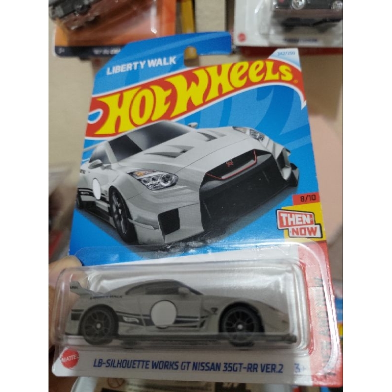 lbwk r35 hotwheels