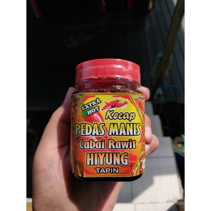 

KECAP PEDAS MANIS CABAI RAWIT HIYUNG TAPIN