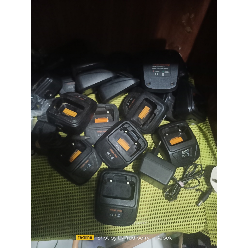 CHARGER HT FIRSTCOM FC-07 CASAN HT FIRSTCOM FC 07