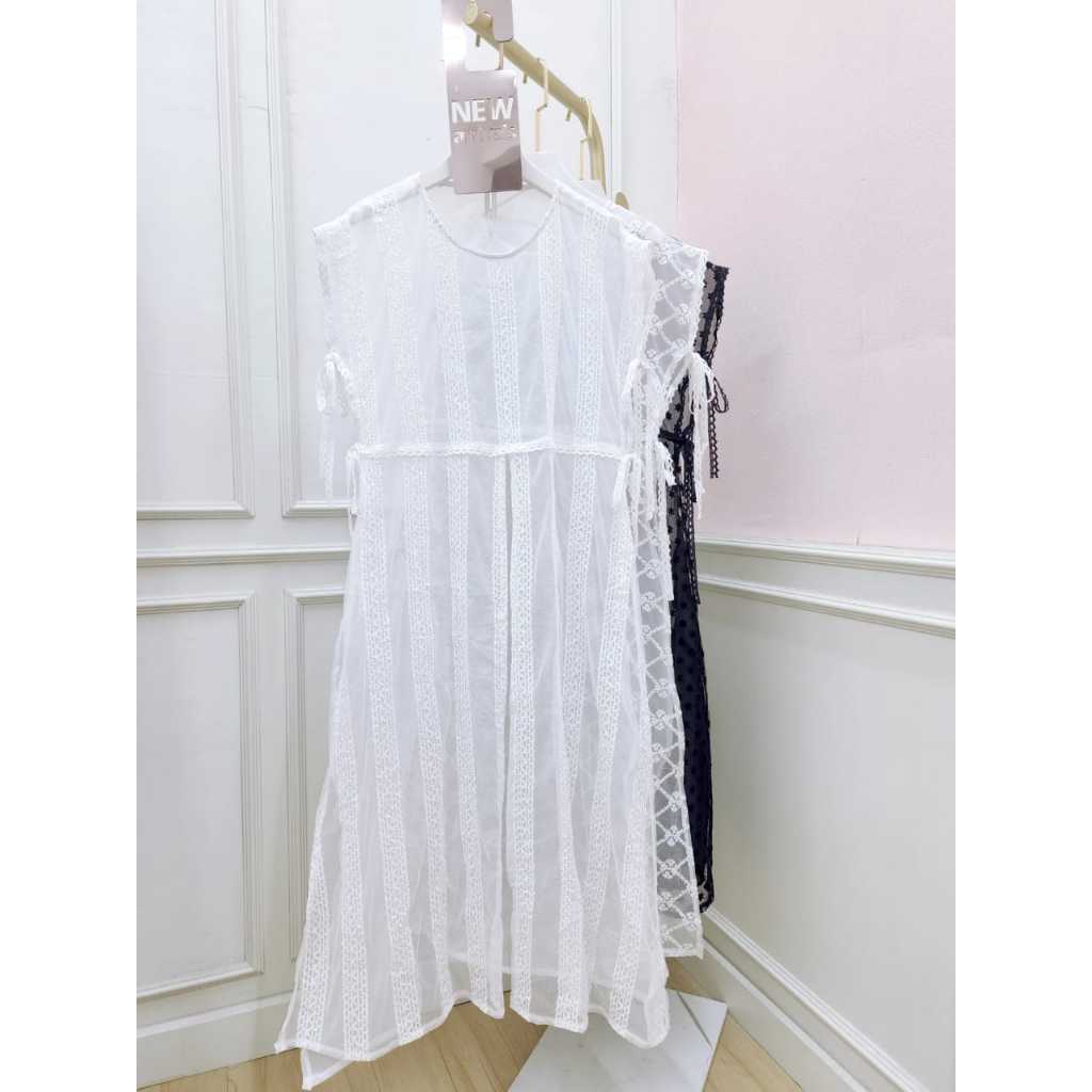 Outer Brukat Putih Panjang Wanita A057000034