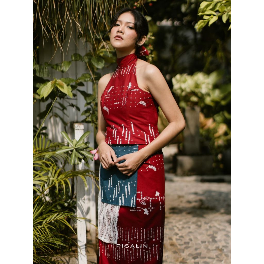 Halter Top Batik Print Malam | Maduretno Halter Top Pisalin | Kelana